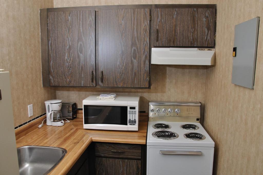 Linda Vista Motel サレー 部屋 写真